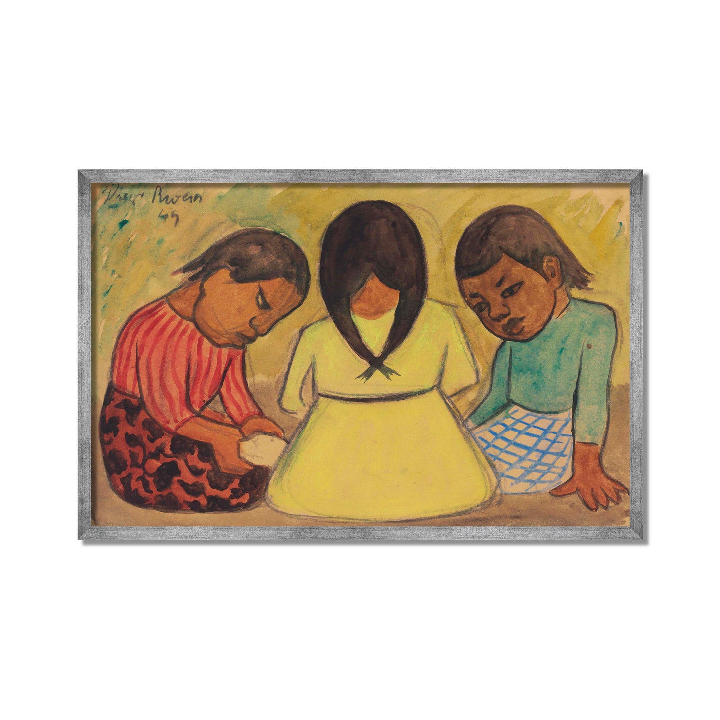 TRES NIÑAS SENTADAS EN EL SUELO