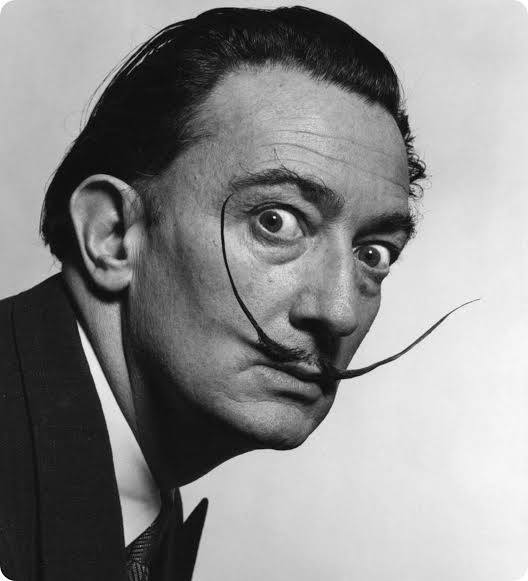 SALVADOR DALÍ