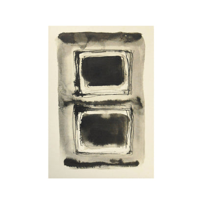 ESTUDIO DE NEGRO SOBRE GRIS