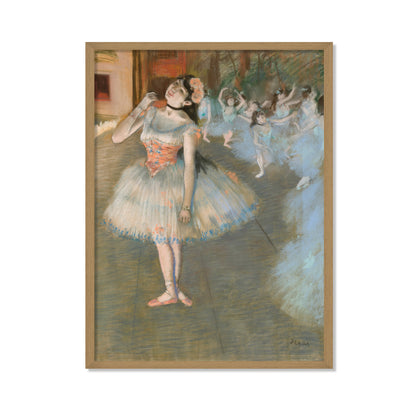 BAILARINA EN EL ESCENARIO