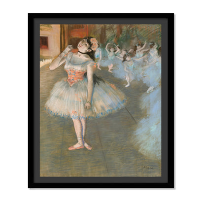 BAILARINA EN EL ESCENARIO