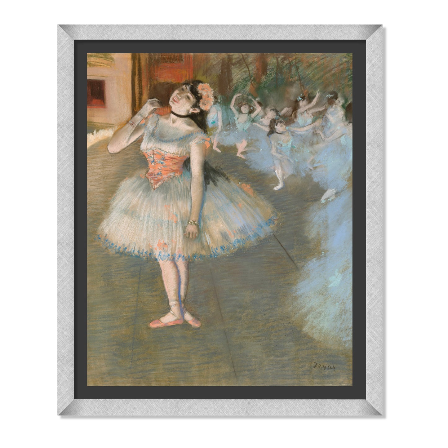 BAILARINA EN EL ESCENARIO